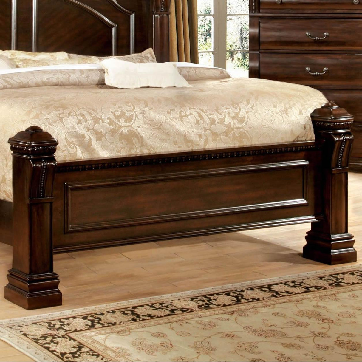 Furniture of America Burleigh CM7791Q Queen Bed IMAGE 3