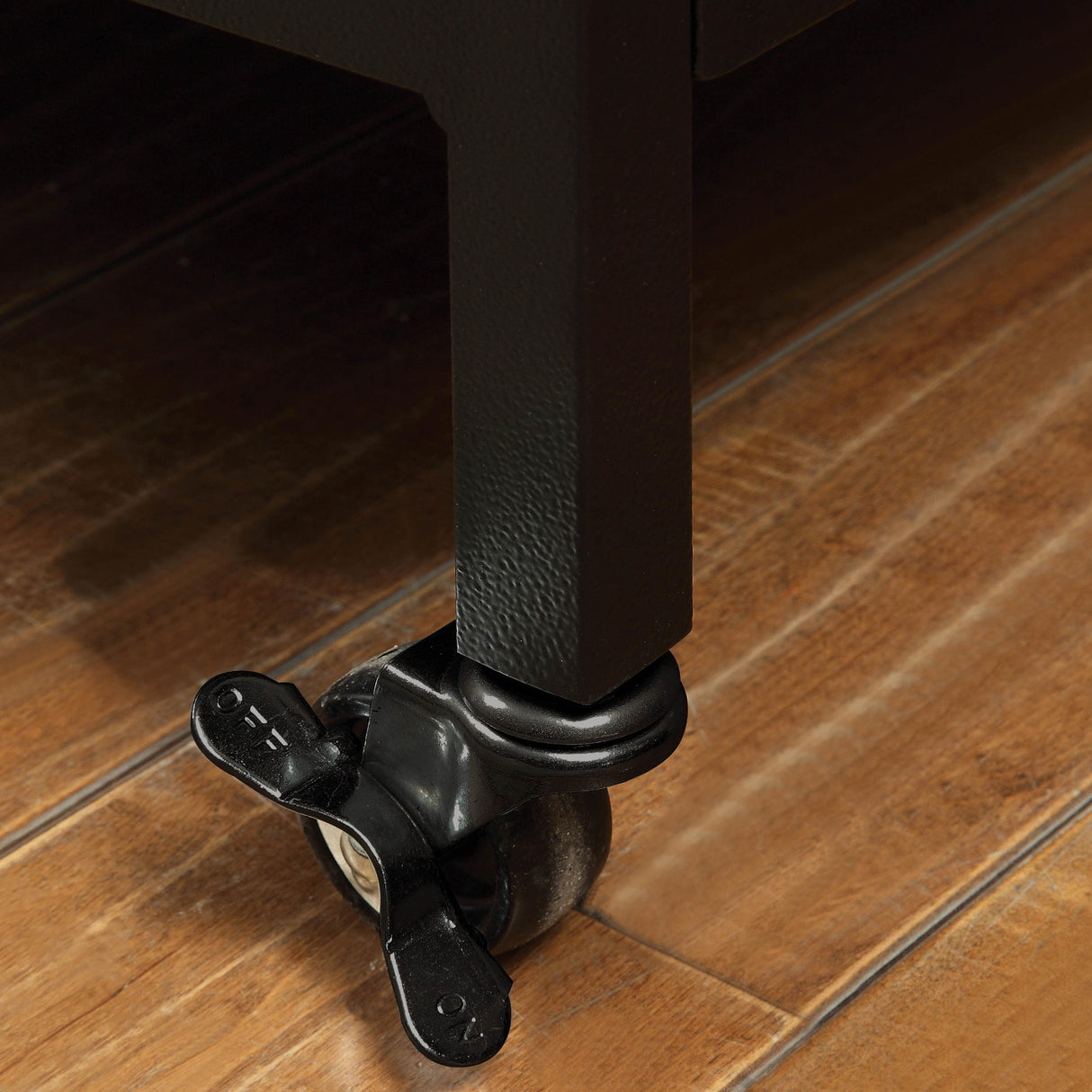 Furniture of America Edvin TV Stand CM5907-TV-60 IMAGE 2