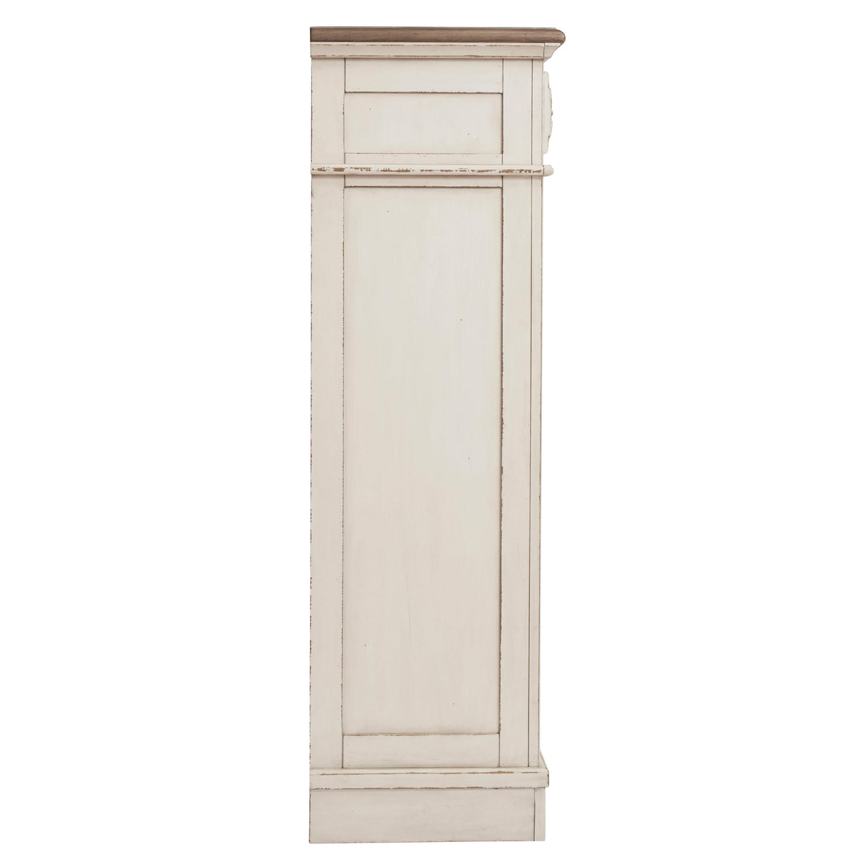 Signature Design by Ashley Realyn 5-Drawer Chest B743-46 IMAGE 3