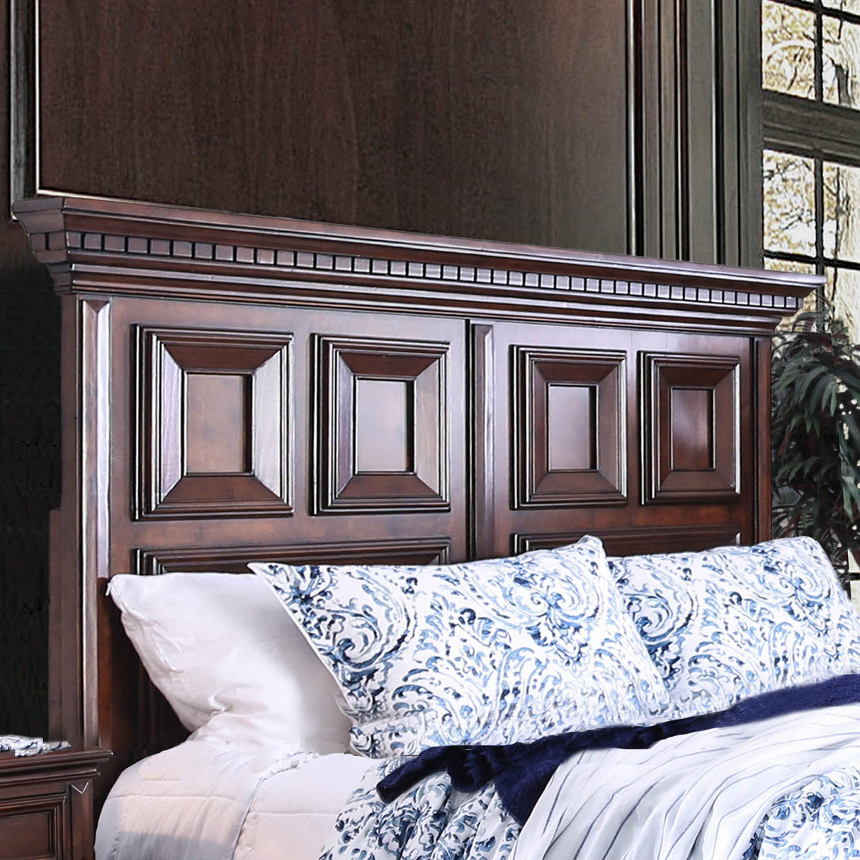 Furniture of America Millicent Queen Panel Bed CM7373Q-BED IMAGE 2