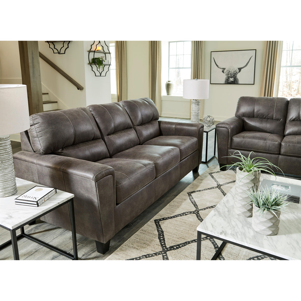 Signature Design by Ashley Navi 9400238 Sofa IMAGE 6