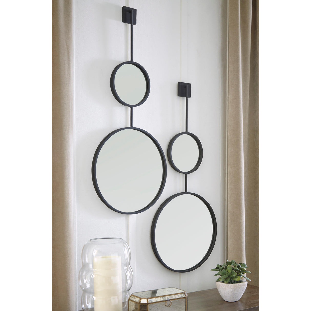 Signature Design by Ashley Brewer A8010166 Accent Mirror IMAGE 4