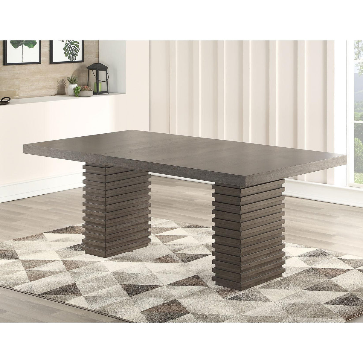 Steve Silver Furniture Mila MI500 Dining Table w/18-inch Leaf IMAGE 2