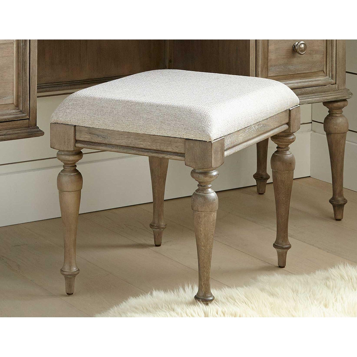 Steve Silver Furniture Highland Park HP900 3-Piece Vanity Set - Driftwood IMAGE 5