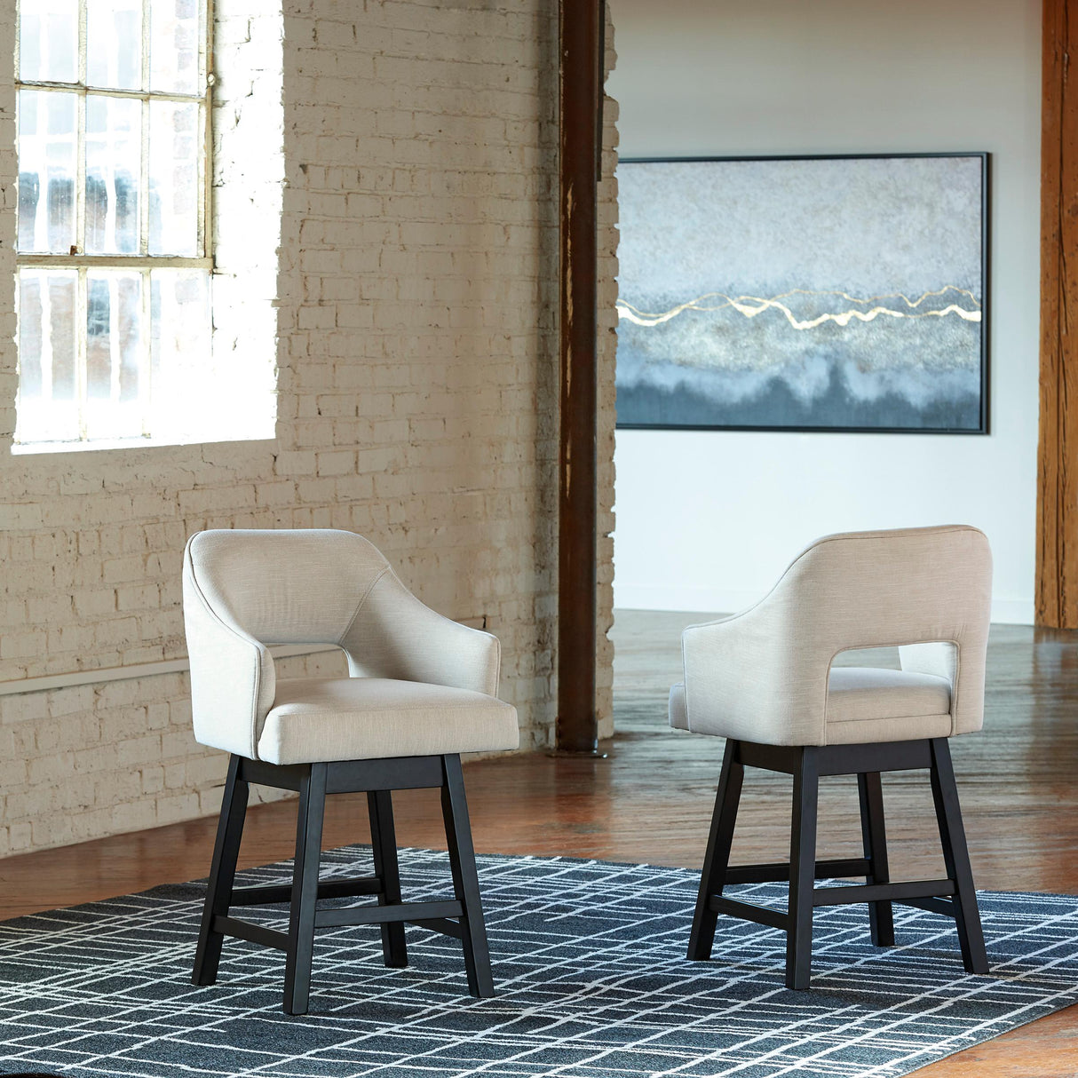 Signature Design by Ashley Tallenger D380-724 Upholstered Swivel Barstool IMAGE 4