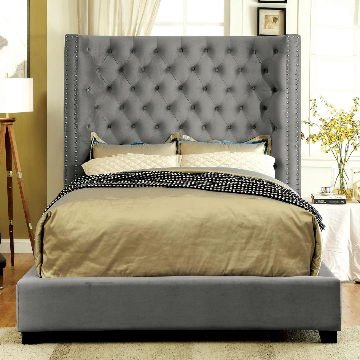 Furniture of America Mirabelle California King Upholstered Panel Bed CM7679GY-CK-VN IMAGE 2