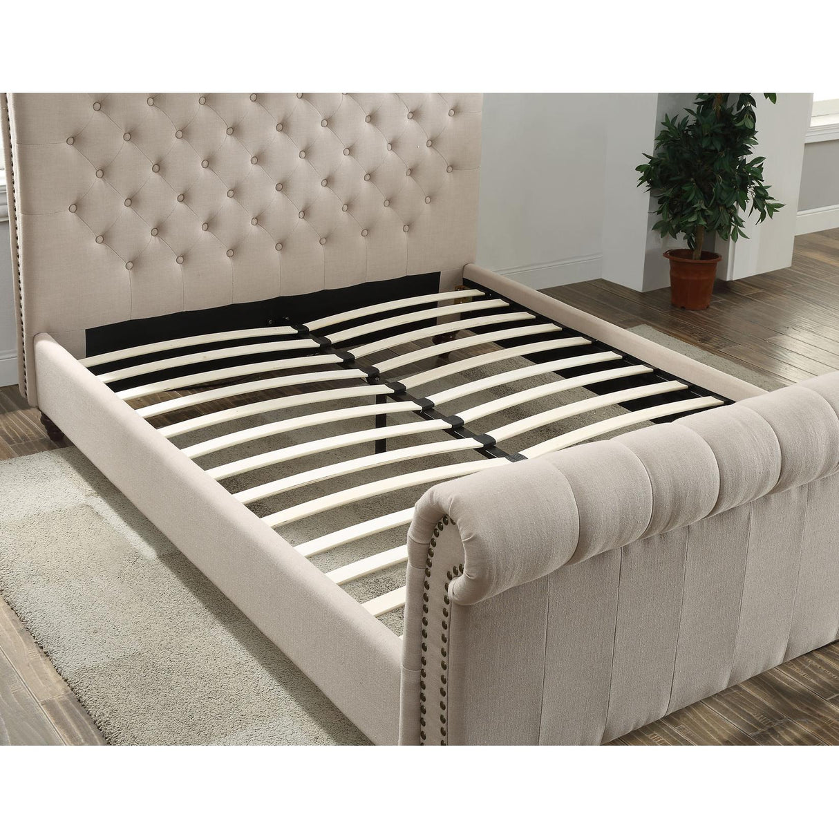 Steve Silver Furniture Swanson SS100QBEDS Queen Platform Bed - Sand IMAGE 2