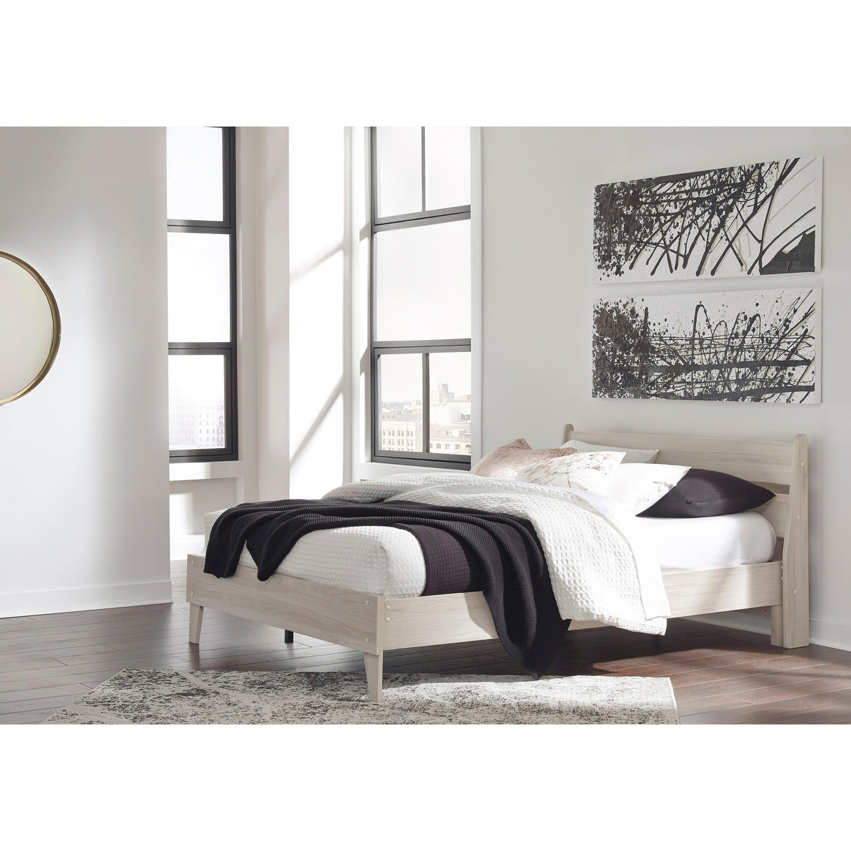 Signature Design by Ashley Socalle EB1864B1 Queen Panel Platform Bed IMAGE 5