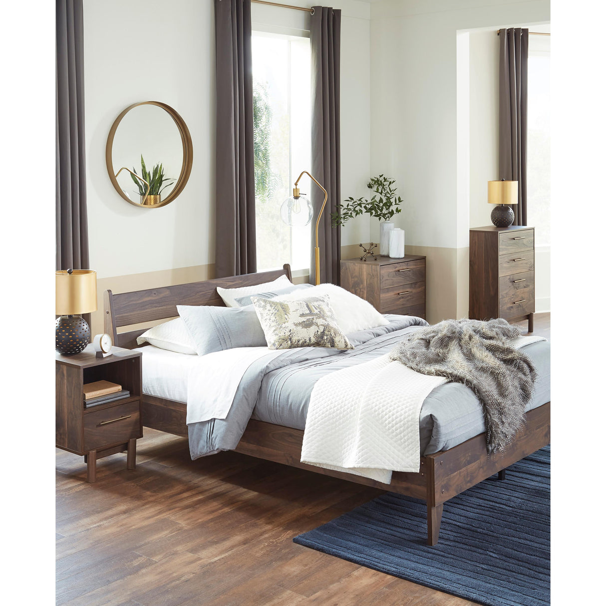 Signature Design by Ashley Calverson EB3660B2 Full Panel Platform Bed IMAGE 7