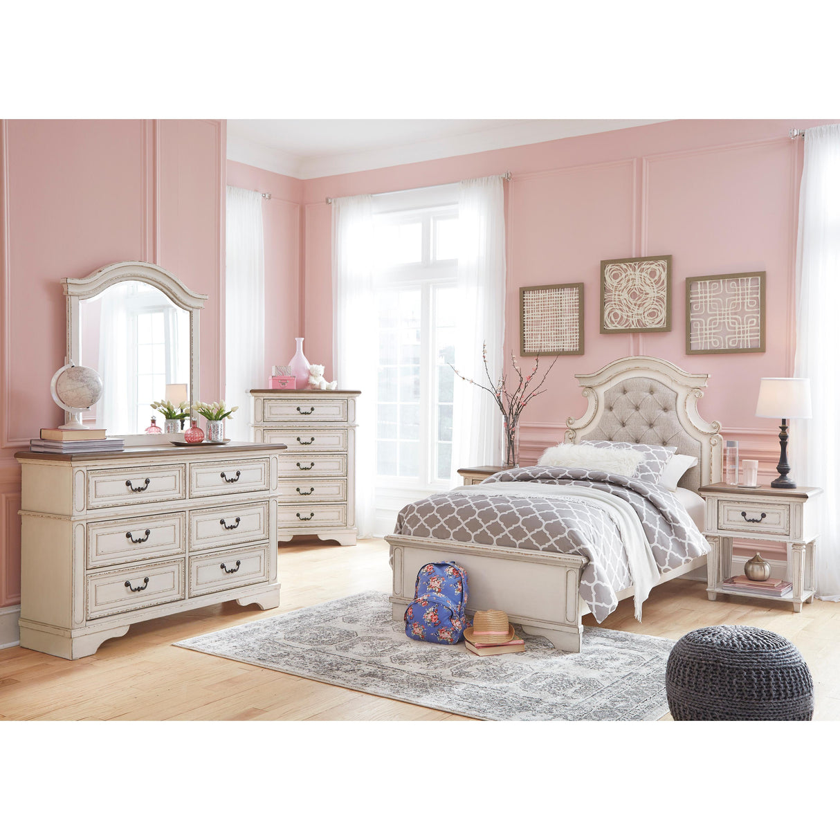 Signature Design by Ashley Realyn B743B12 Dresser and Mirror IMAGE 4