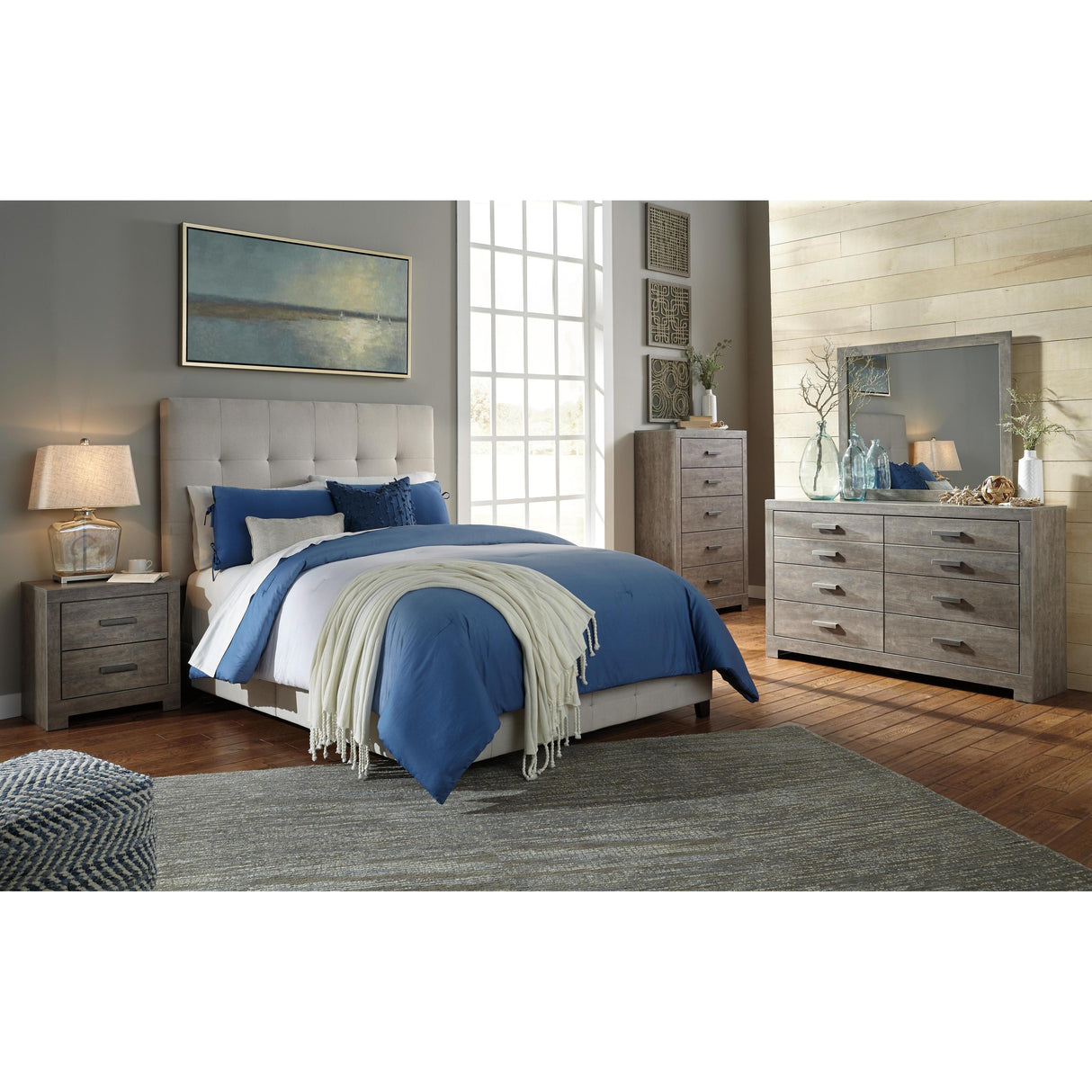 Signature Design by Ashley Culverbach B070B1 Dresser and Mirror IMAGE 4