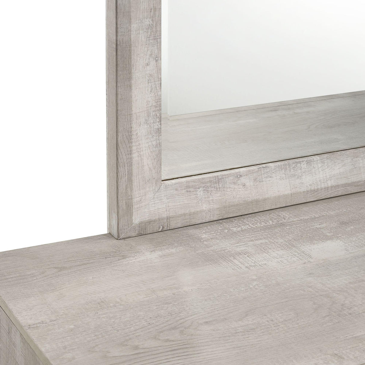 Elements International Ellen Dresser & Mirror Set White IMAGE 4