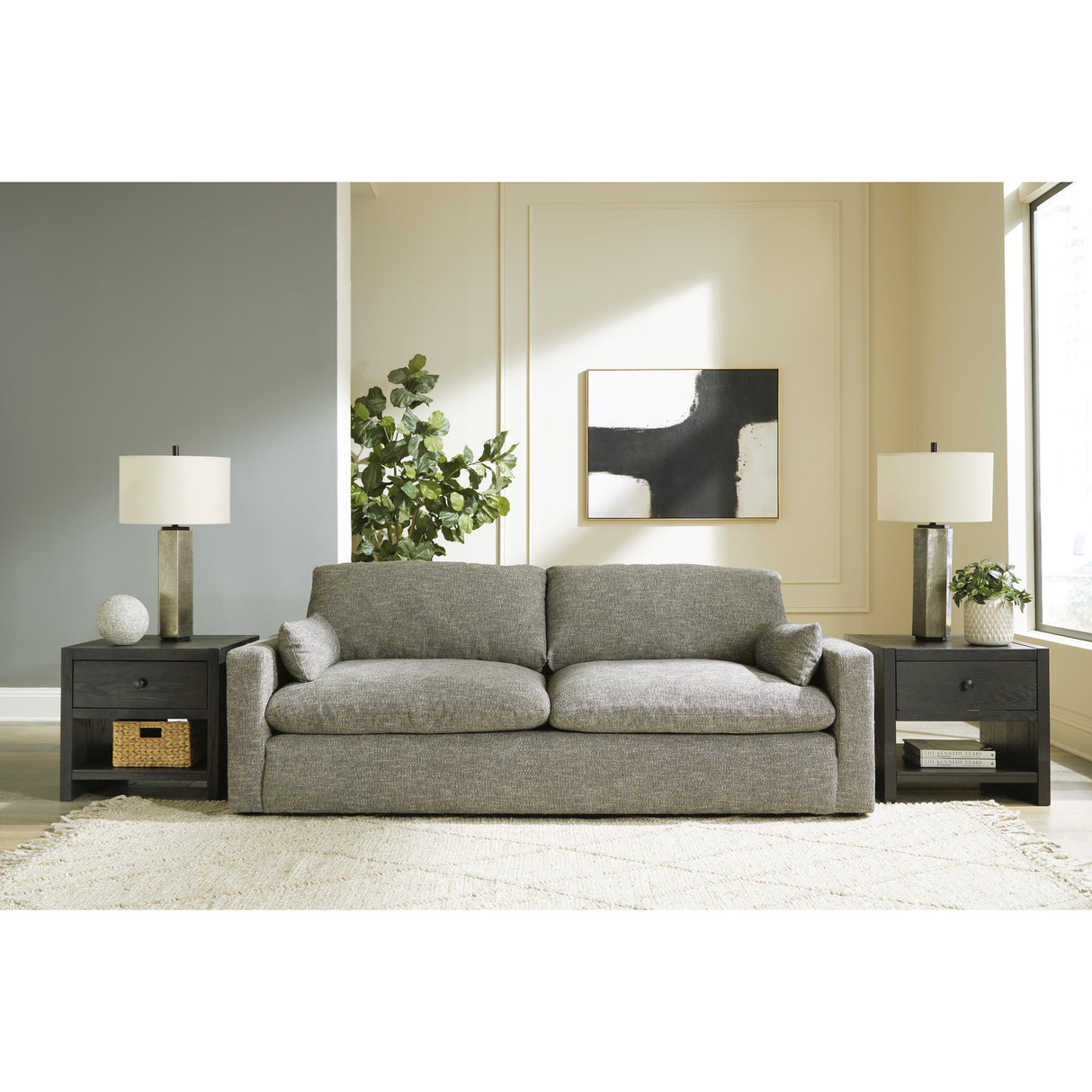Benchcraft Dramatic 1170238 Sofa IMAGE 5
