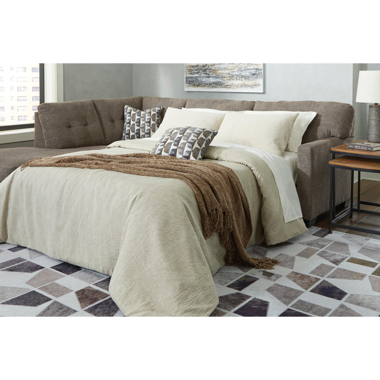 Signature Design by Ashley Mahoney 31005S3 2 pc Sleeper Sectional with Chaise IMAGE 4