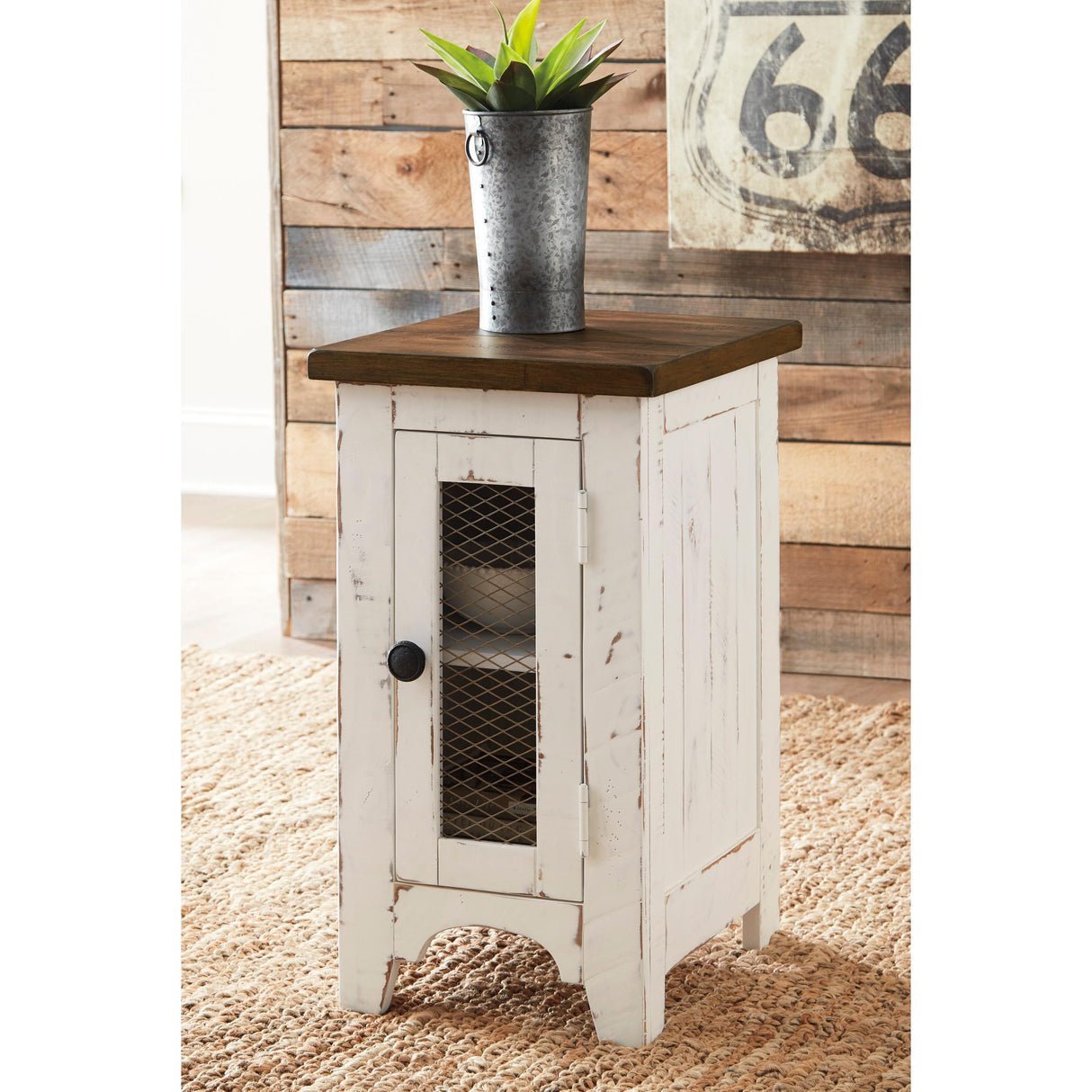 Signature Design by Ashley Wystfield T459T2 Coffee Table and 2 Chairside End Tables IMAGE 3