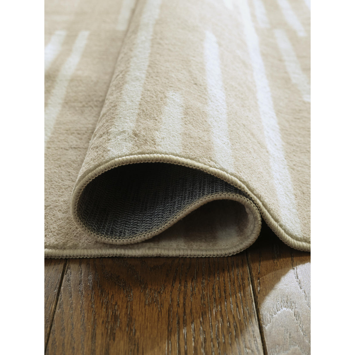 Signature Design by Ashley Ardenville R406212 Washable Medium Rug IMAGE 4