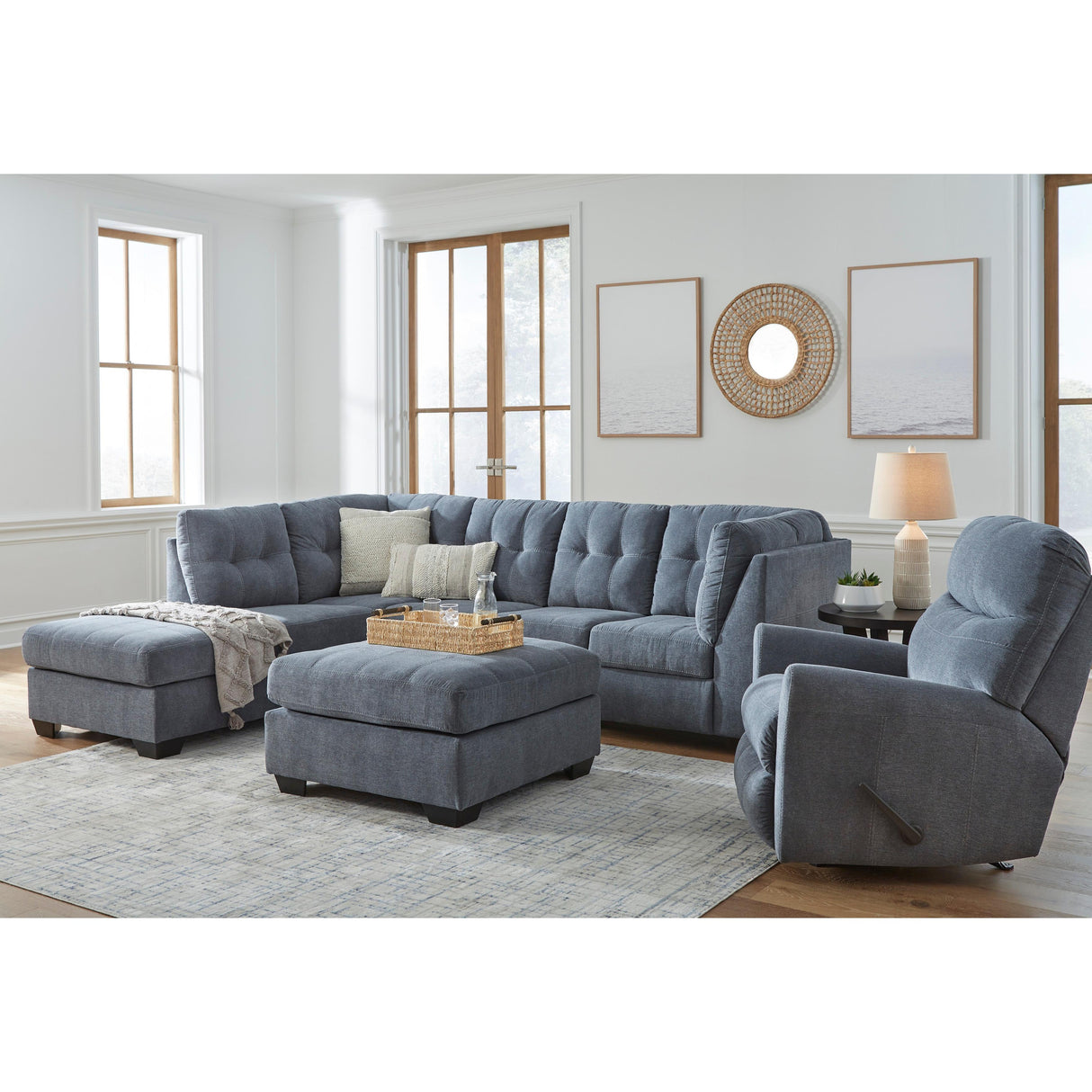 Signature Design by Ashley Marleton 55303S3 2 pc Sleeper Sectional with Chaise IMAGE 9