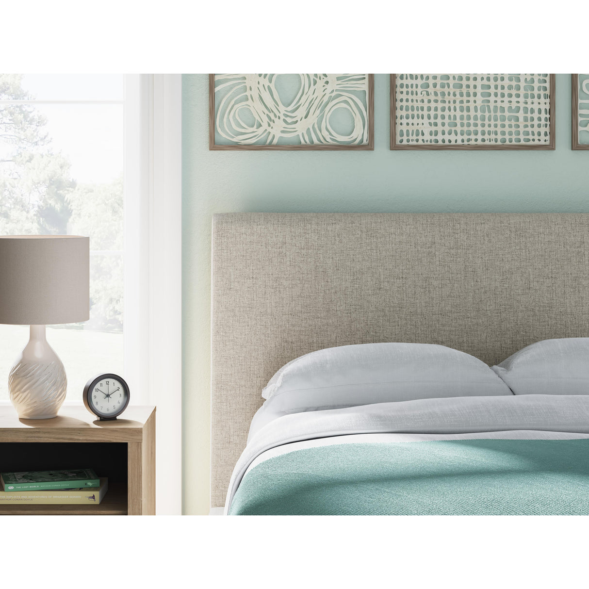 Signature Design by Ashley Cielden B1199-72 Full Upholstered Bed with Roll Slats IMAGE 7