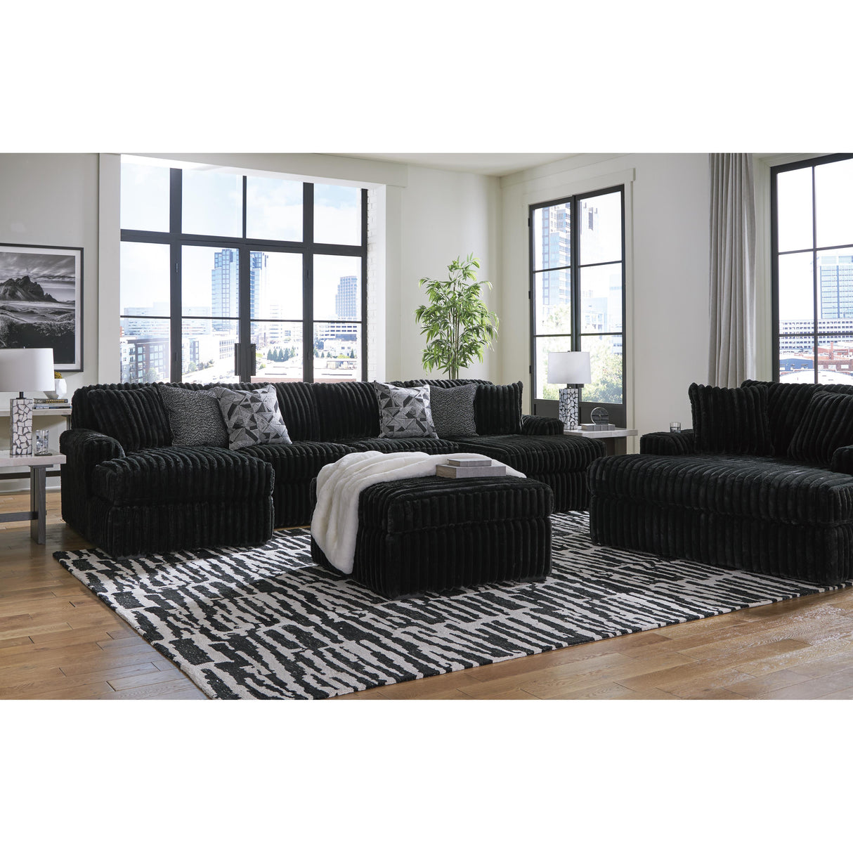Signature Design by Ashley Midnight-Madness 98103S5 3 pc Sectional with Chaise IMAGE 7