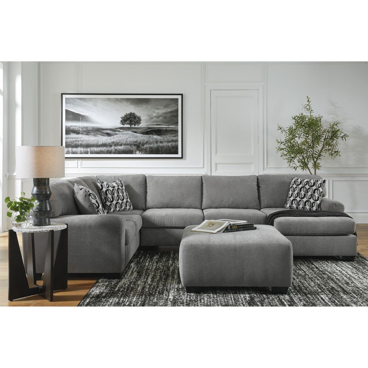 Benchcraft Birkdale Court 3240208 Oversized Accent Ottoman IMAGE 4