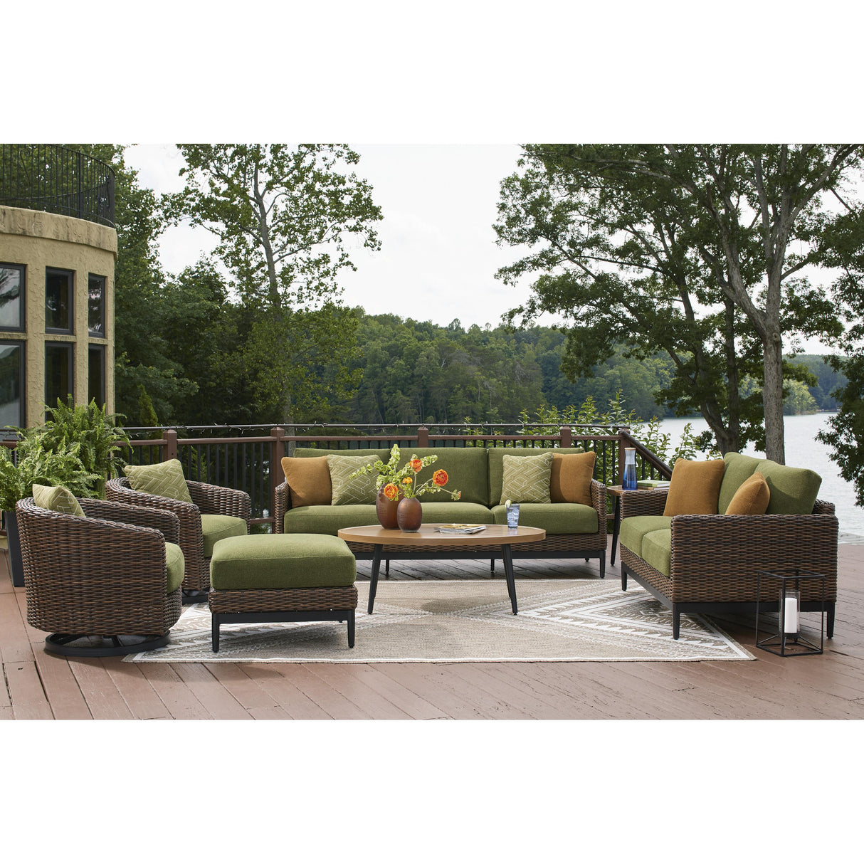 Signature Design by Ashley Horizon Hall P572-838 Sofa with Cushion IMAGE 11