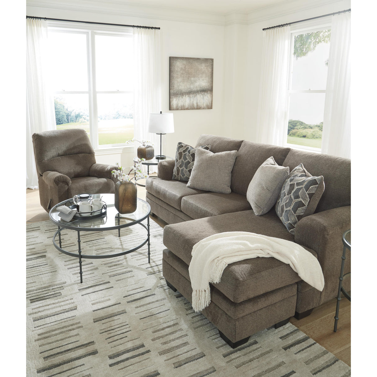 Signature Design by Ashley Stonemeade 5950518 Sofa Chaise IMAGE 11