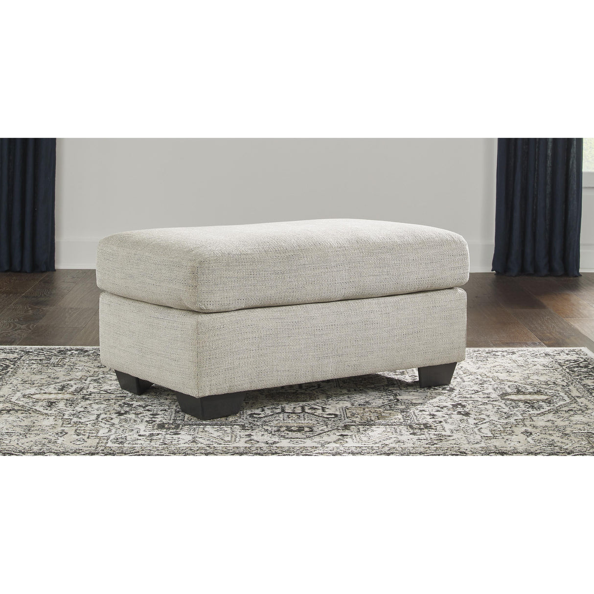 Signature Design by Ashley Vayda 33104U2 Chair and Ottoman IMAGE 3