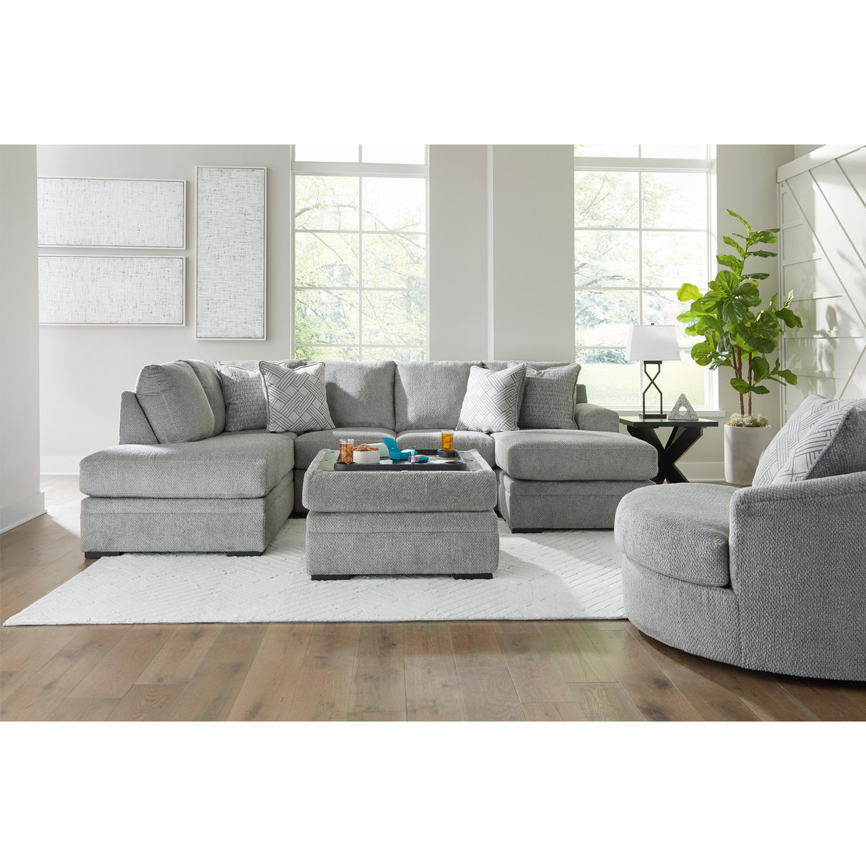 Signature Design by Ashley Casselbury 52906U1 Oversized Swivel Chair and Ottoman IMAGE 5