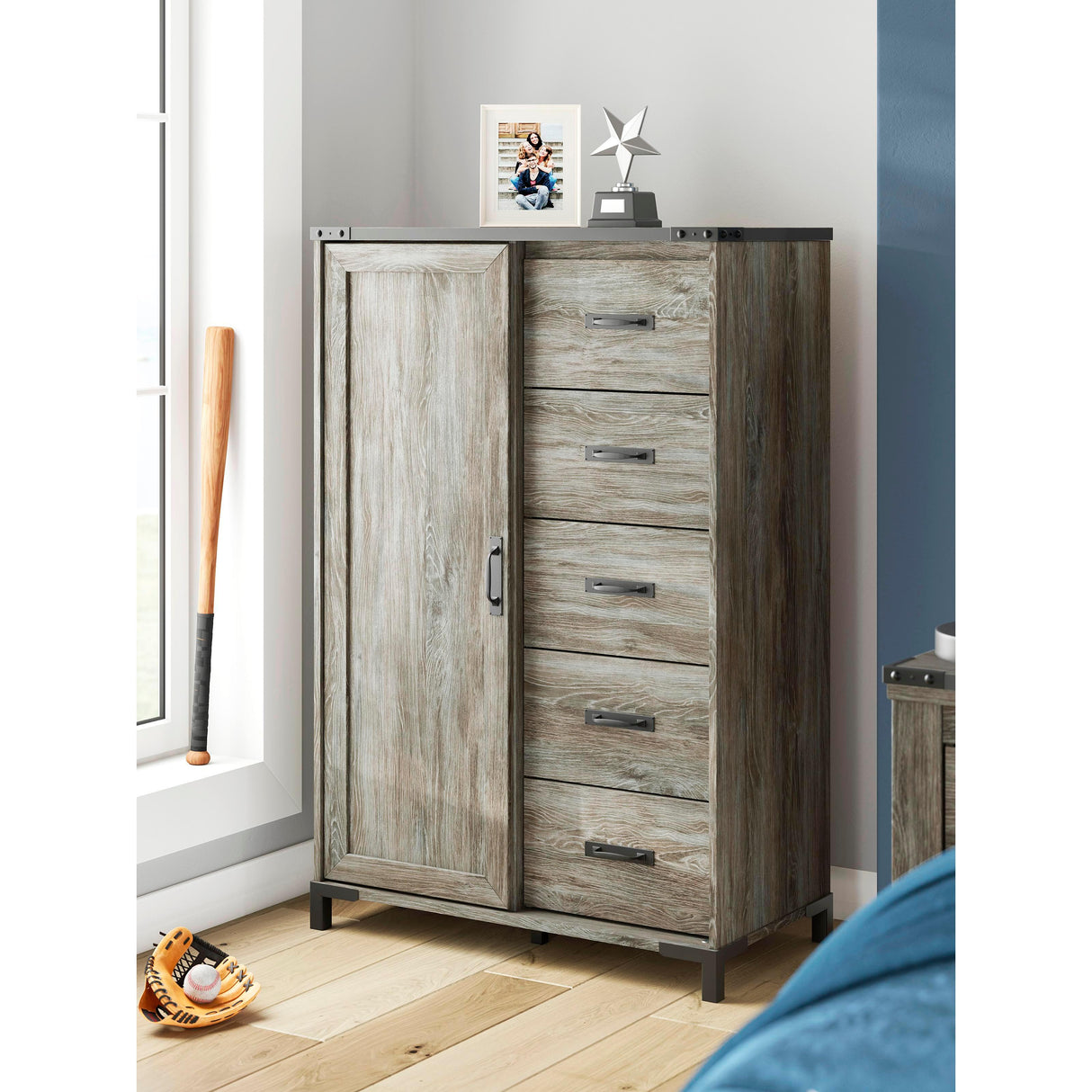Signature Design by Ashley Frandern B4480-48 Dressing Chest IMAGE 7