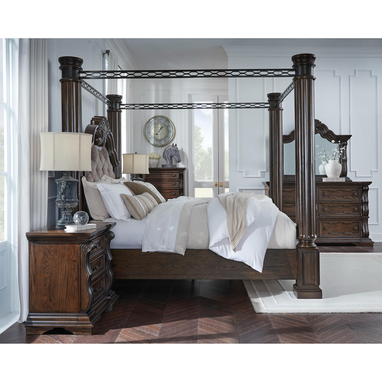Signature Design by Ashley Maylee B947B11 California King Canopy Bed IMAGE 11