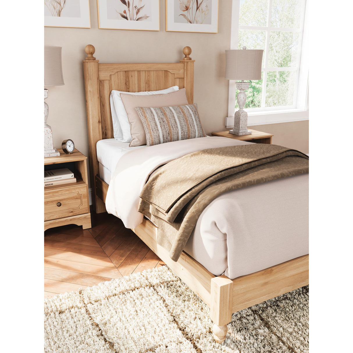 Signature Design by Ashley Aleaport PCB1075-91 One Drawer Night Stand IMAGE 8