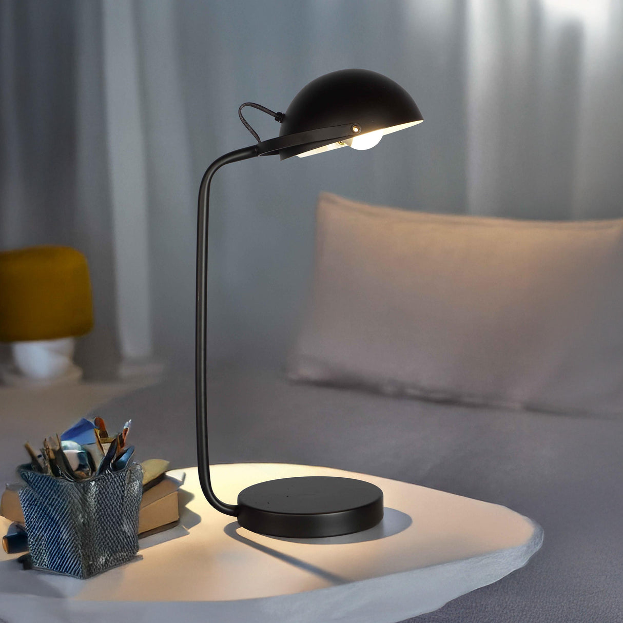 Crown Mark 6294T-2 Table Lamp IMAGE 2