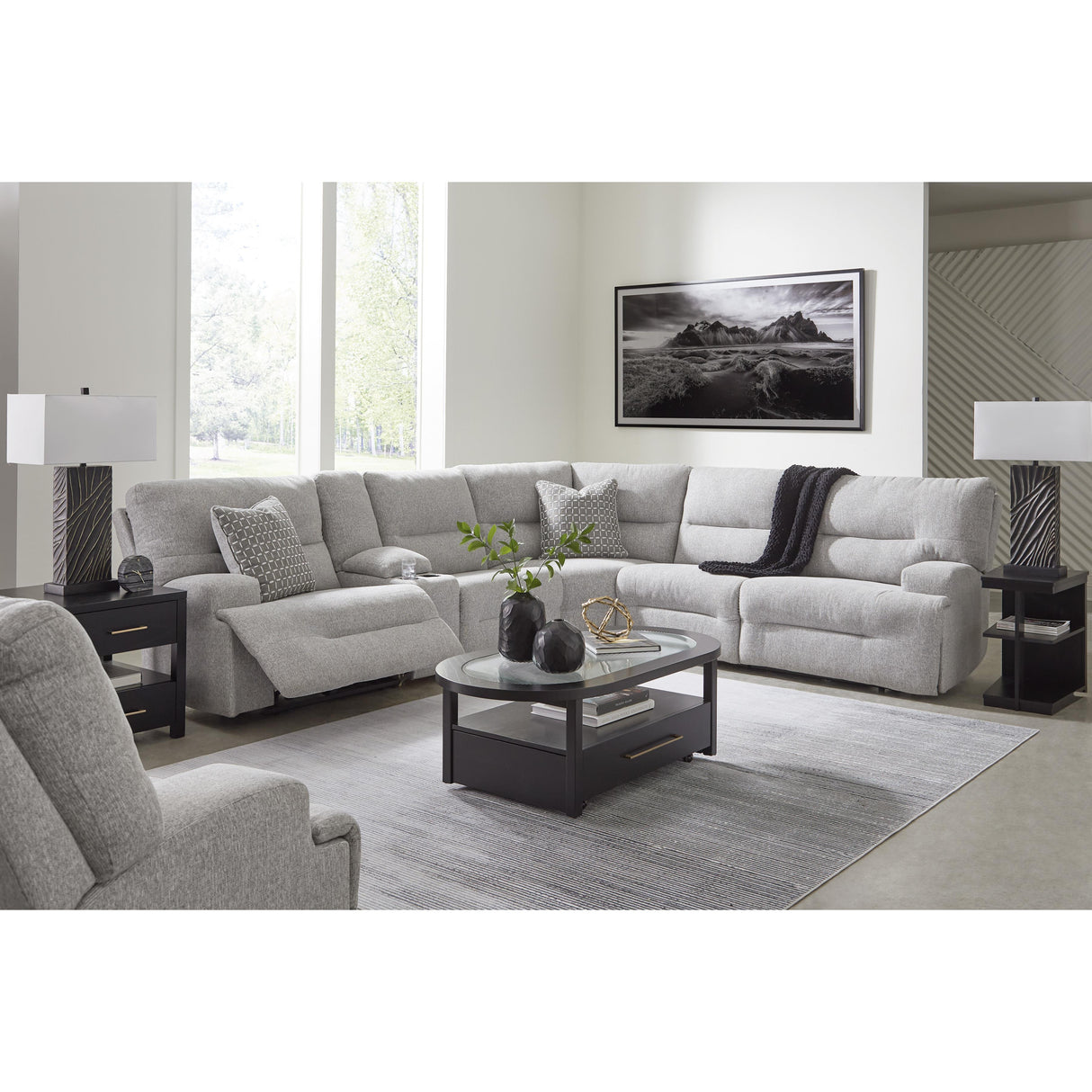Signature Design by Ashley Acklen Place 93605S9 6 pc Power Reclining Sectional IMAGE 4