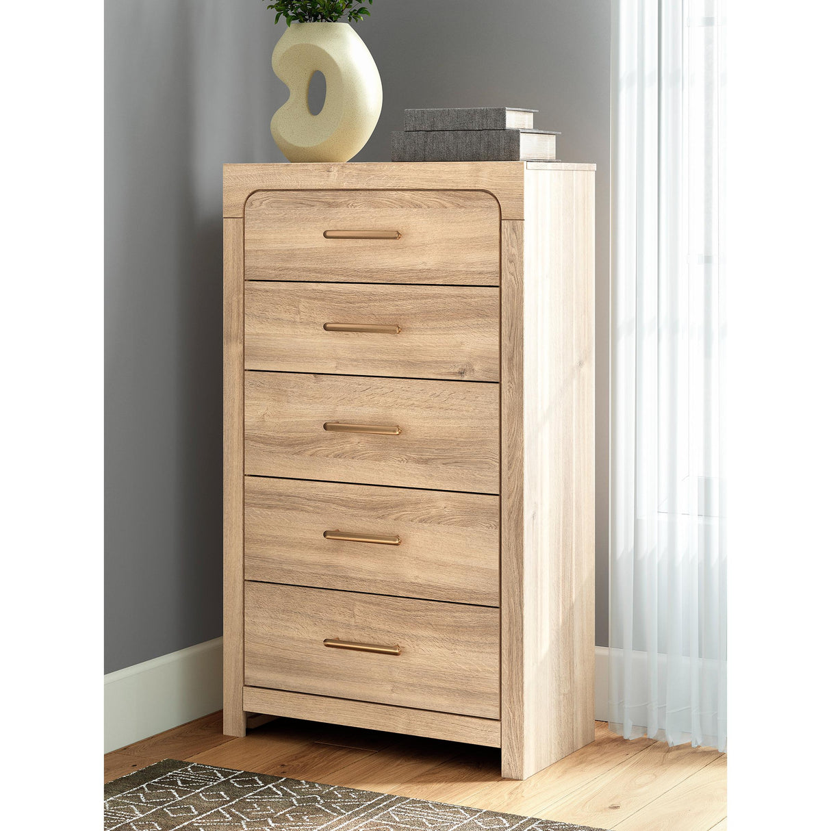Signature Design by Ashley Kinlanni PCB1360-46 Five Drawer Chest IMAGE 9