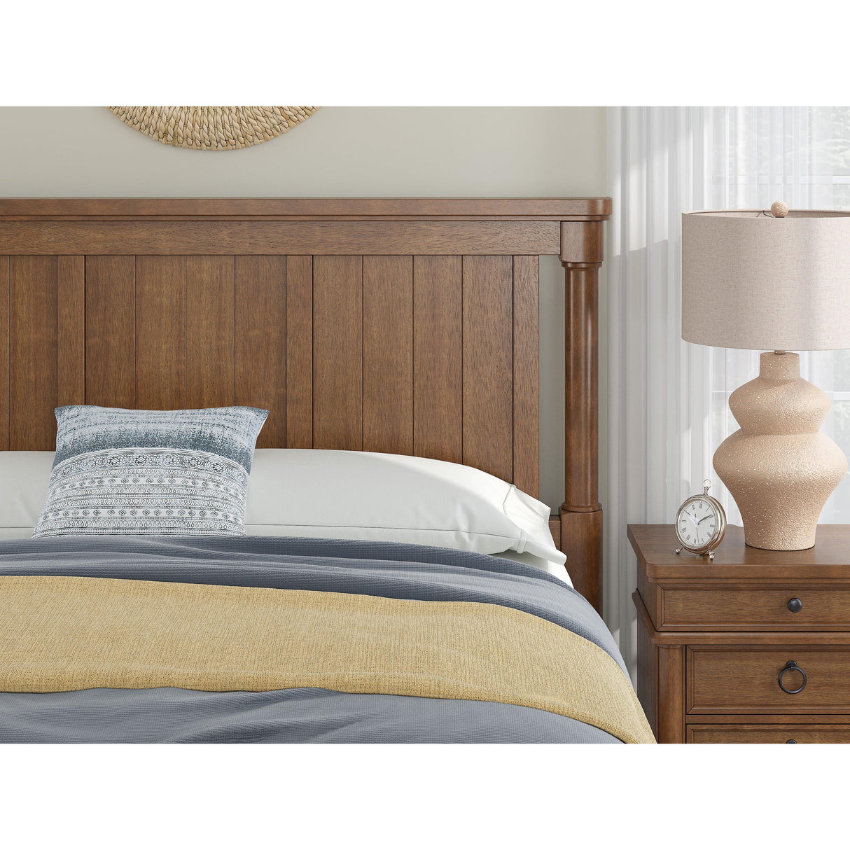 Signature Design by Ashley Rowlenstown PCB824B4 King Poster Bed IMAGE 7
