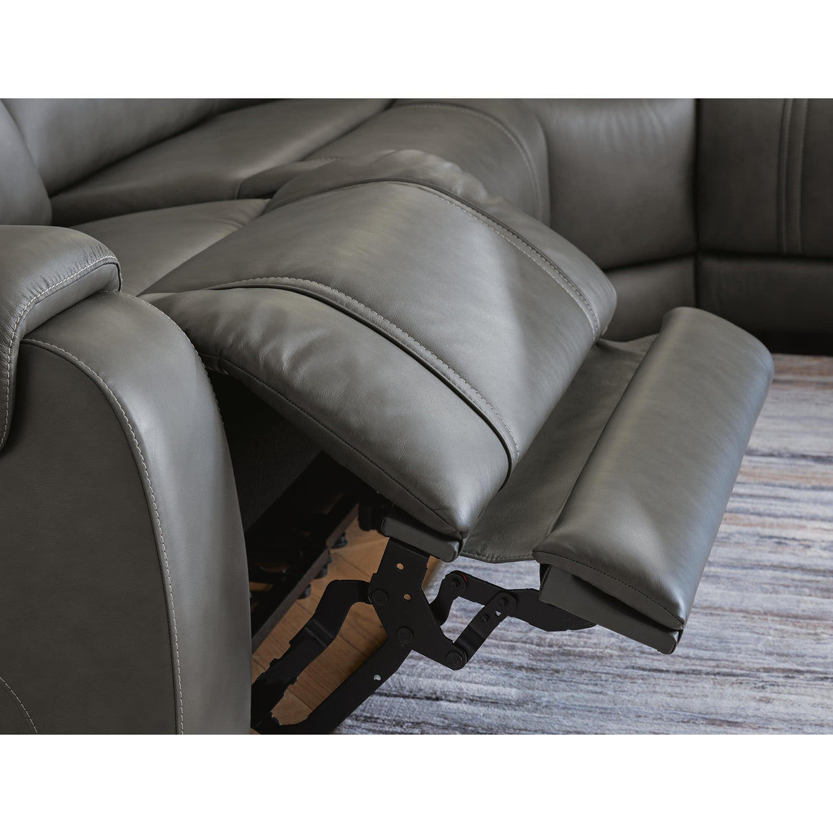 Signature Design by Ashley 5Z - Pittson PCU12600S8 6 pc Power Reclining Sectional IMAGE 2