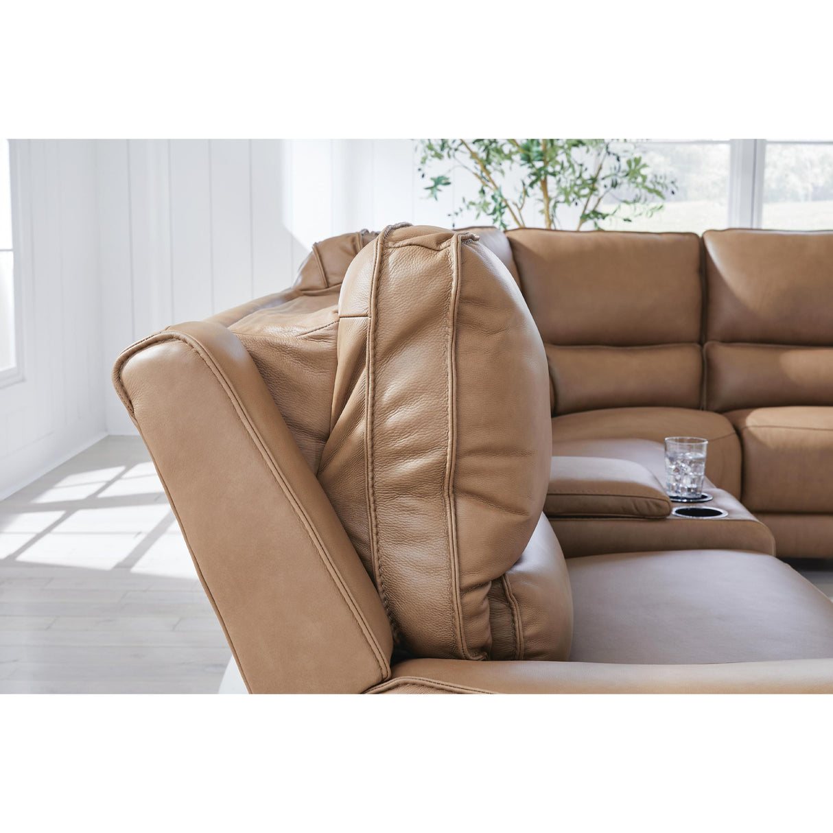 Signature Design by Ashley DeepWakes PCU62606S30 7 pc Reclining Sectional with Chaise and Storage Consoles IMAGE 3
