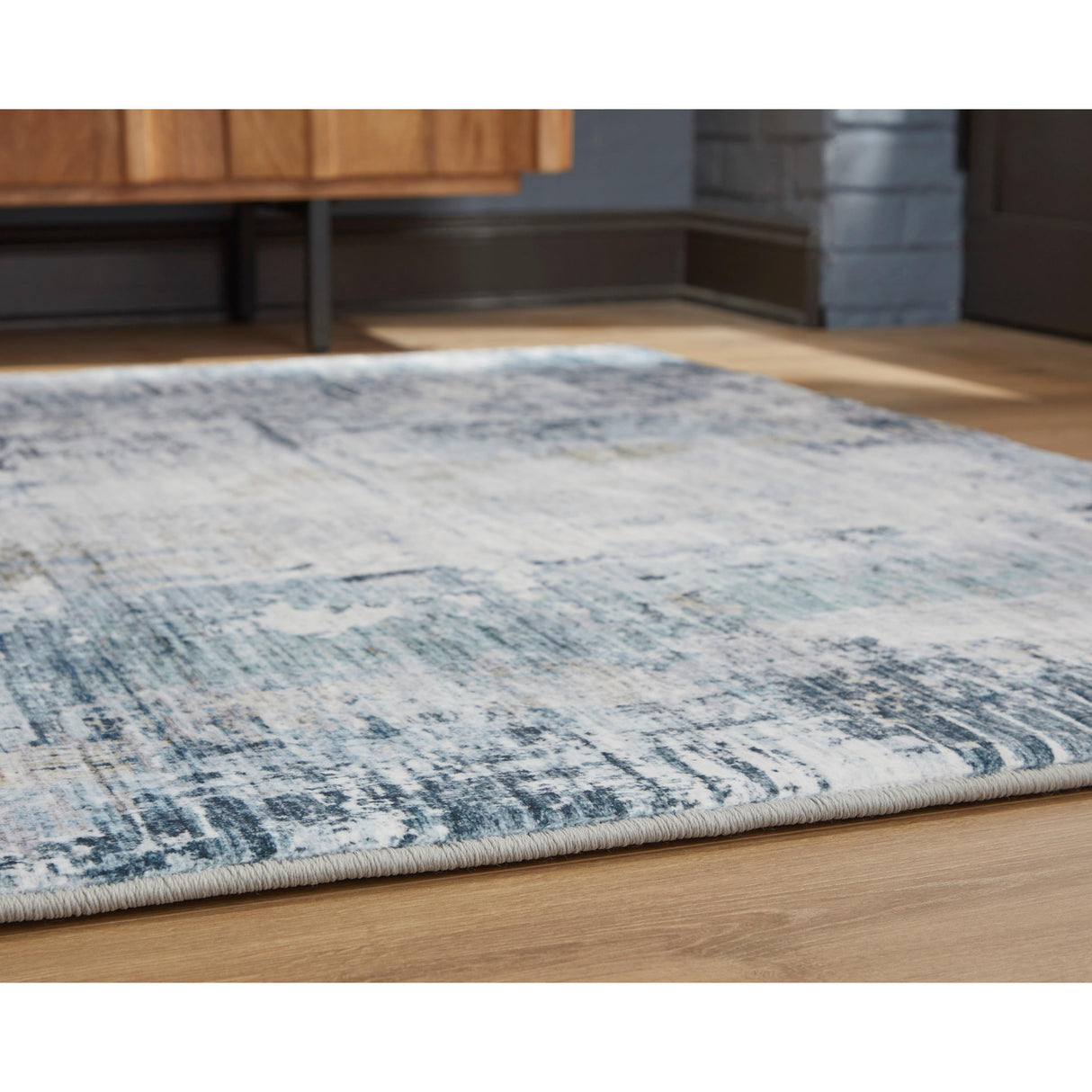 Signature Design by Ashley Arlenmont R407481 Memory Foam Large Rug IMAGE 3