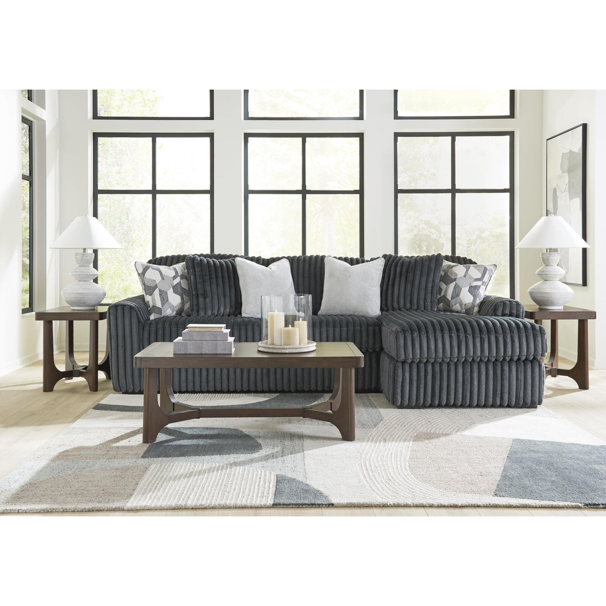 Signature Design by Ashley Midnight-Madness 98105S3 2 pc Sectional Sofa Chaise IMAGE 3