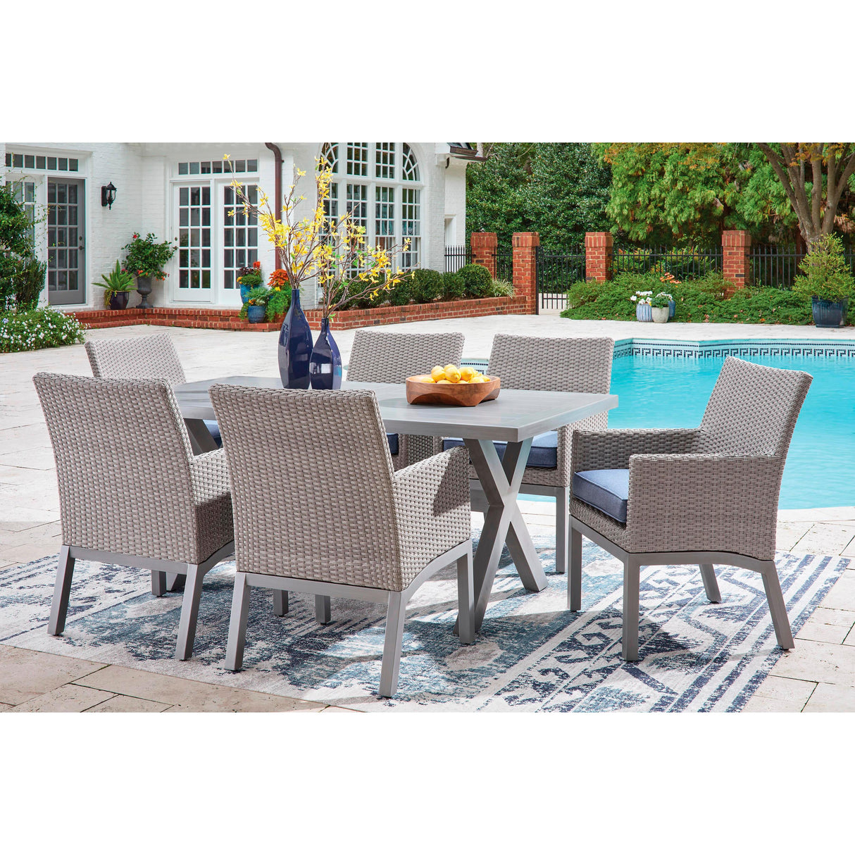 Signature Design by Ashley Half Moon Beach PCP418-625 Rectangular Dining Table with Umbrella Option IMAGE 7