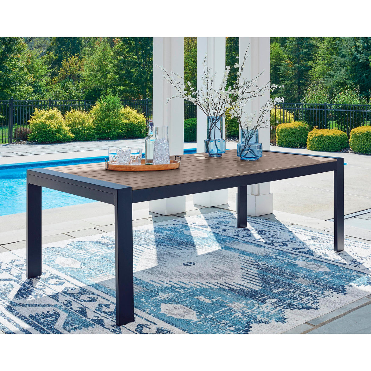 Signature Design by Ashley East Beach PCP587-625 Rectangular Dining Table with Umbrella Option IMAGE 4