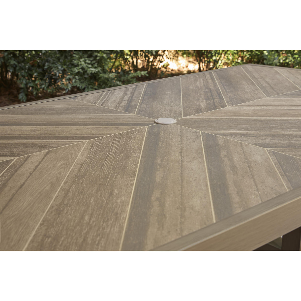 Signature Design by Ashley Laguna Heights PCP790-625 Rectangular Dining Table with Umbrella Option IMAGE 6