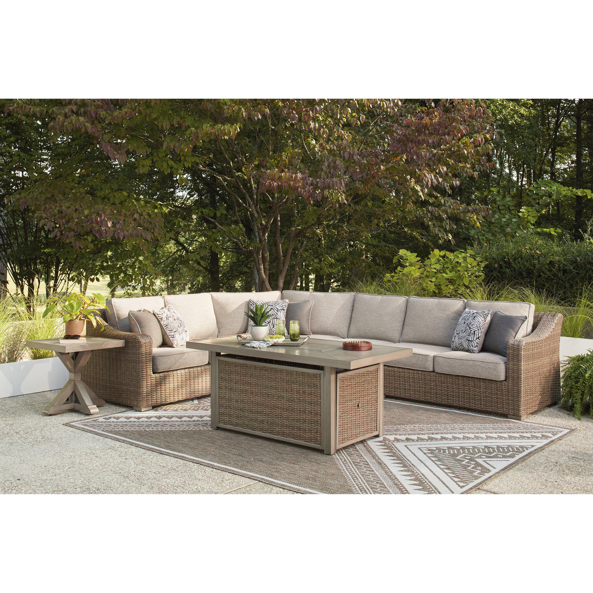 Signature Design by Ashley Laguna Heights PCP790-702 Square End Table IMAGE 15