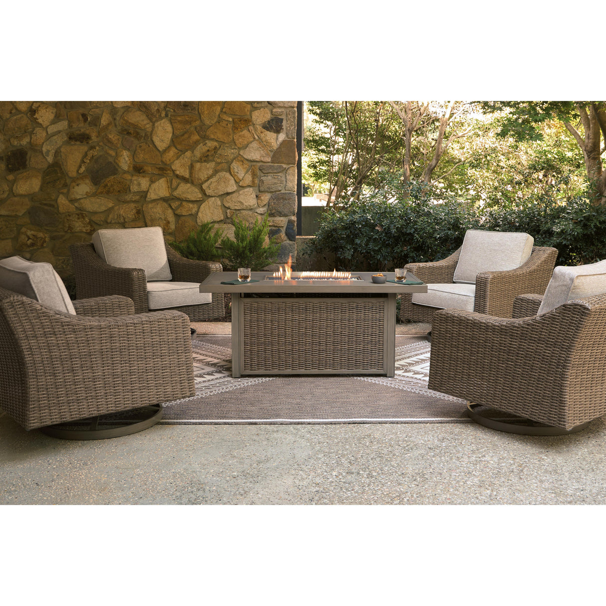 Signature Design by Ashley Laguna Heights PCP790-821 Swivel Lounge with Cushion IMAGE 6