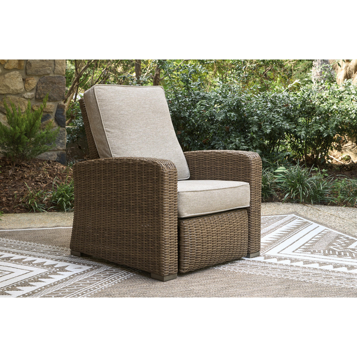 Signature Design by Ashley Laguna Heights PCP790-825 Recliner IMAGE 5