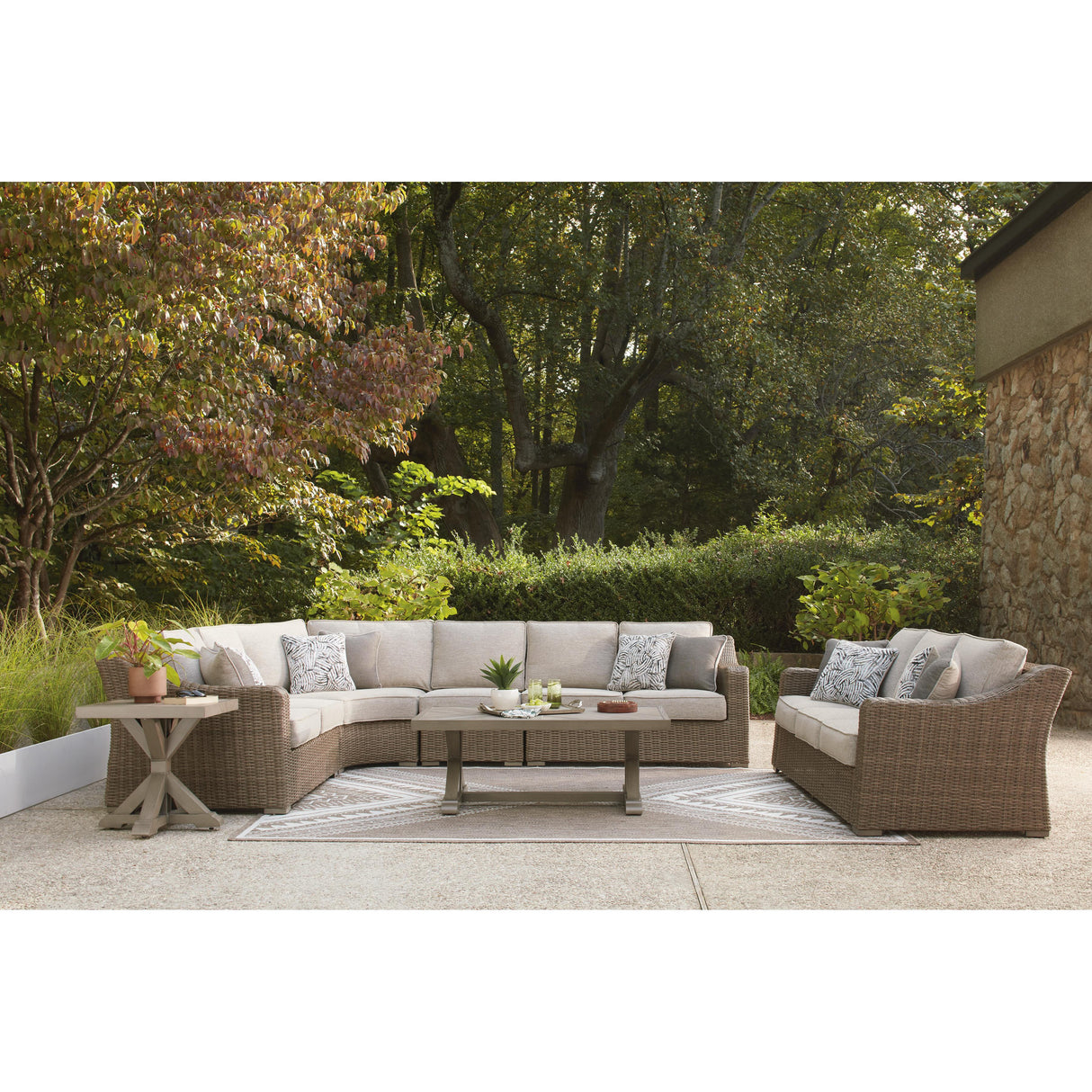 Signature Design by Ashley Laguna Heights PCP790-838 Sofa with Cushion IMAGE 11