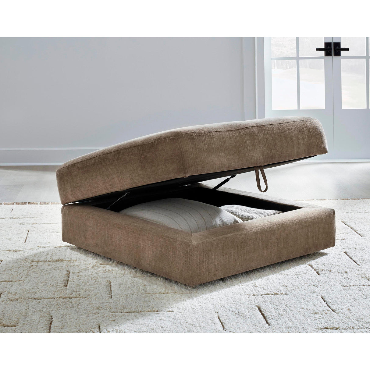 Benchcraft Camellia-Court Fabric Ottoman 6820711 IMAGE 5
