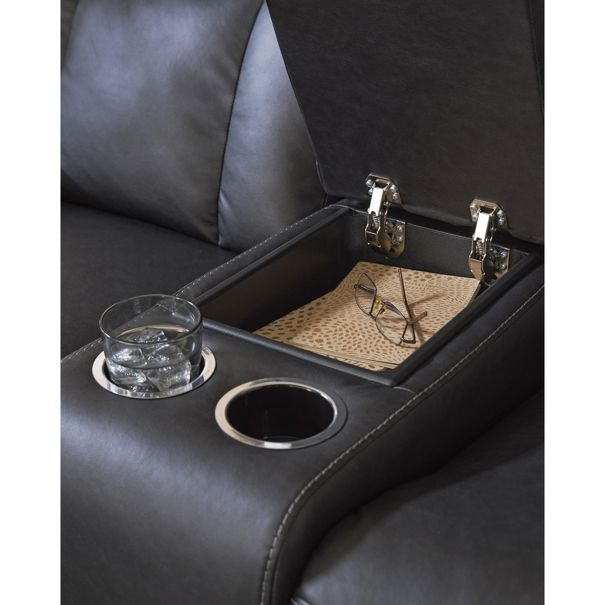 Benchcraft Mackmenville Reclining Loveseat with Console 7471394 IMAGE 7