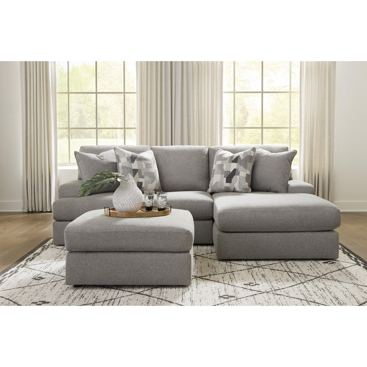Benchcraft Lindon Fabric 2 pc Sectional 8470455/8470417 IMAGE 3