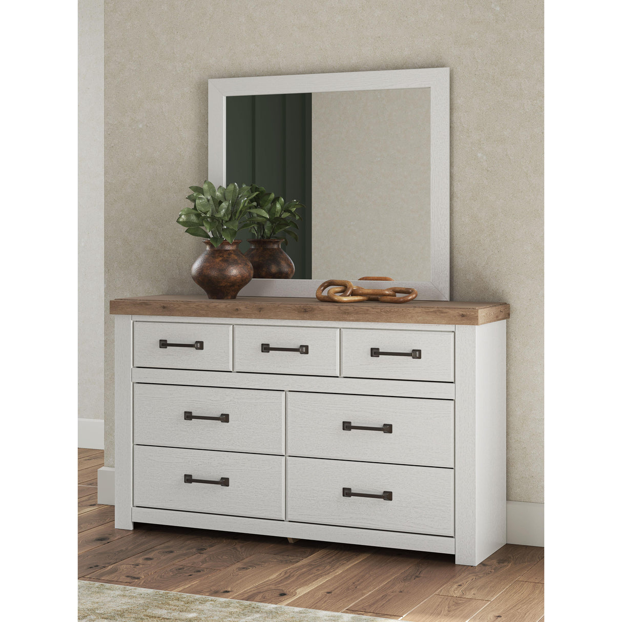 Benchcraft Savonport 7-Drawer Dresser with Mirror B4615-31/B4615-36 IMAGE 7